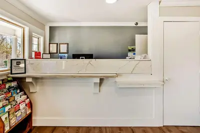 Image de Prime Location! Free Parking! Near Old House Plantation and Harold Turpin Park