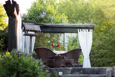 Image de Lovingly furnished, cozy cottage in country style.