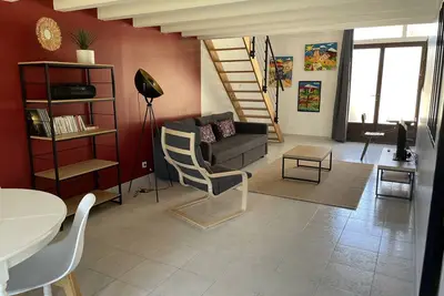 Image de Loft dans un ancien atelier d'artiste rénové, avec jardin