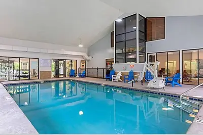 Image de New Listing - Beautiful View, No Fees, Full Kitchen