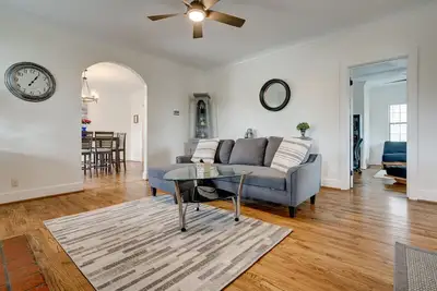 Image de The Main Attraction- 5 min from protective stadium