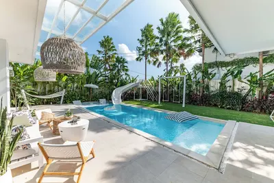 Image de Modern 5 Bedroom Luxury Villa in Canggu - Sleeps 11