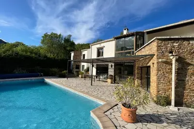 Image de Villa \"Les Vacances\" avec piscine et tennis