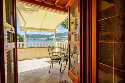 Image de Apartment Jadranka with Sea View in Rogotin