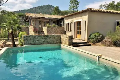 Image de Villa De 200M² Au Coeur Des Vignes Du Golfe De Saint-Tropez
