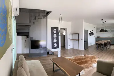 Image de Villa with garden and parking