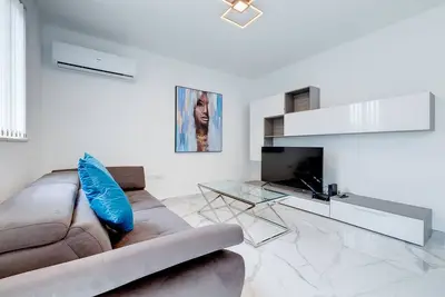 Image de Stylish 2br Apartment in central St Julians