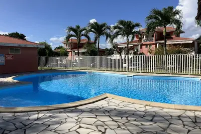Image de Le Flamboyant - 2ch - 5p - Jardin - Plage 300m - Piscine