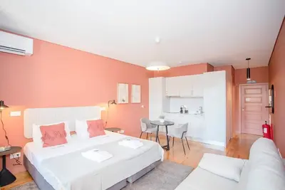 Image de Liiiving | Historic Clérigos Studio - 1b