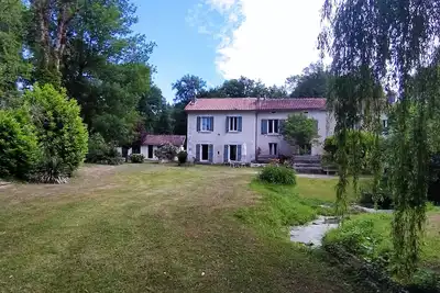 Image de Maison dans un petit hameau du Périgord vert.