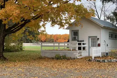 Image de \"Just A Cottage Small\"