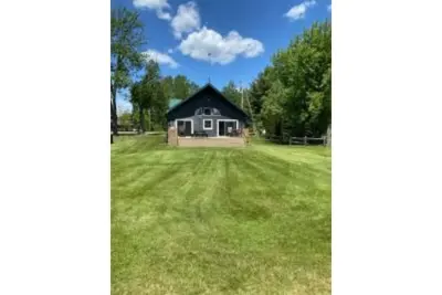 Image de Lewiston, Michigan - East Twin Lake - Snow/Sun/Sand/Fish/Fun