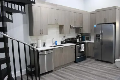 Image de Farm & Garden Retreat, Spacious Loft in Aldergrove