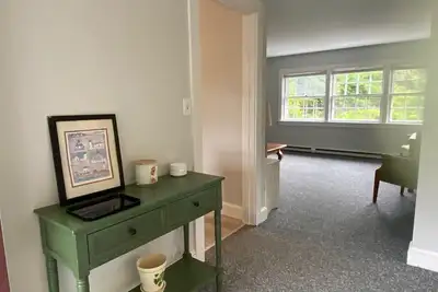 Image de Private retreat, steps to beach and bike path!