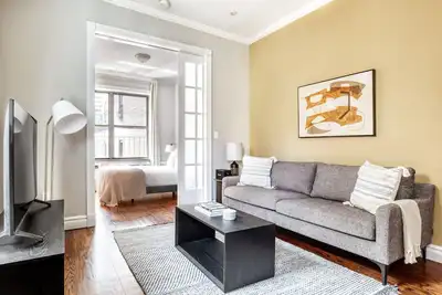 Image de Sunny West Village 2br w/ W/D, near 8th Ave Subway, by Blueground