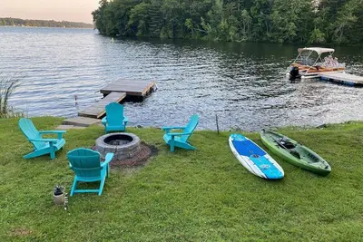 Image de Little Landing Cottage | Lakefront · Dock · Kayaks