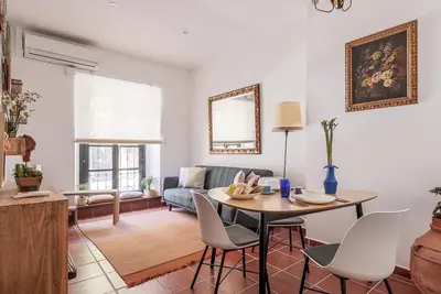 Image de Profitez de la magie de Triana Sevilla, Calle Castilla