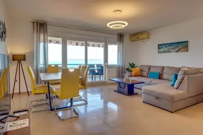 Image de Ferienwohnung/app. für 6 Gäste mit 97m² in Utjeha