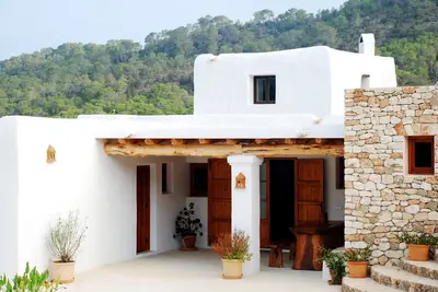 Image de Villa spacieuse avec piscine aux Baléares