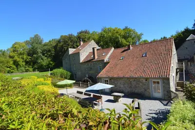 Image de Maison acceptant les animaux près de Maredsous