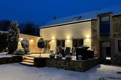 Image de Agréable maison de vacances à Erezée située en lisière de forêt