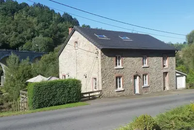 Image de Gite 'Ambleve' avec piscine, sauna et jacuzzi