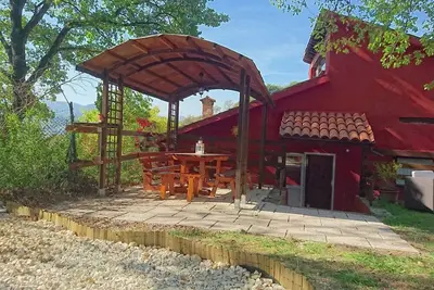 Image de Villa moderne avec piscine privée à Fabriano en Italie