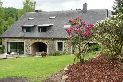Image de Magnifique maison de vacances avec jardin à Libin