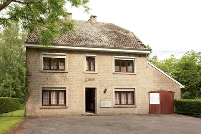 Image de Maison de vacances avec jardin clôturé proche forêt à Manhay