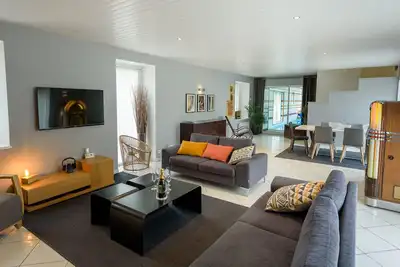 Image de Maison de vacances avec piscine intérieure chauffée