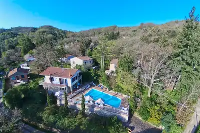 Image de Maison de vacances א Sassetta avec jardin