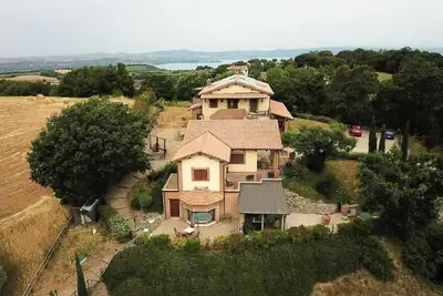 Image de Demeure à Montefiascone en Italie avec piscine