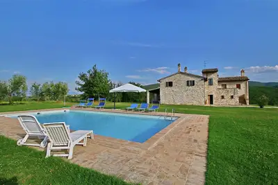 Image de Magnifique Villa Ă Torri, avec Piscine