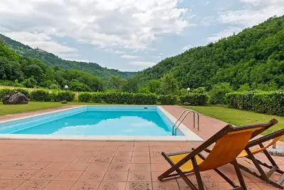 Image de Ferme chic à Fosciandora avec piscine
