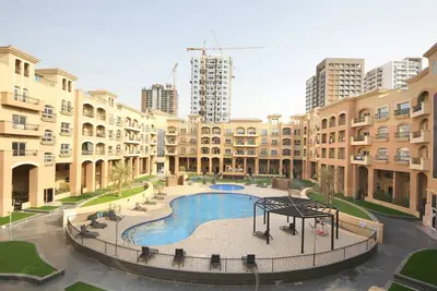 Image de Hot Offer! ! Fully Furnished 1bhk In Dubai With Swimming Pool View