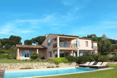 Image de Villa with pool overlooking the Bay of Saint-Tropez