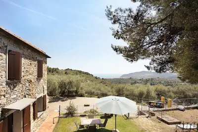 Image de Maison de vacances \"Casale Filiberto\" avec vue sur la mer, terrasse et Wi-Fi.