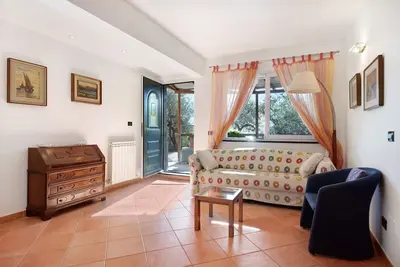 Image de Appartement de vacances \"Casa Elena\" avec vue sur les montagnes, Wi-Fi et terrasse.
