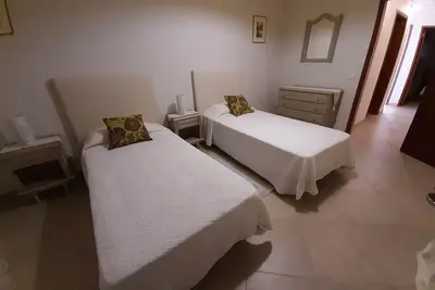 Image de Cta356 Apartamento T2 de res-do-chão em Tavira