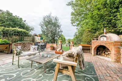 Image de Idyllic 2- Bedroom barn with amazing views