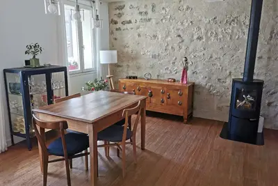 Image de Tres bel appartement calme avec terrasse dans le centre de Pézenas