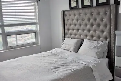 Image de Rare find - 2 bedroom, 2 bathroom condo with great view