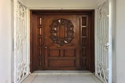 Image de Big Villa With A Parking
