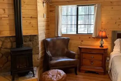 Image de Luxe cabin getaway in the tall pines of Alpine Az