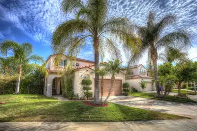 Image de The Lagoon Home Away From Home!