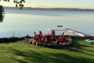 Image de Expansive waterfront property (with bunkie) on Sturgeon Lake