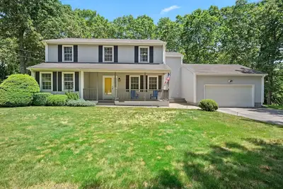 Image de Misquamicut Beach House, Just 1 Mile From the Ocean!