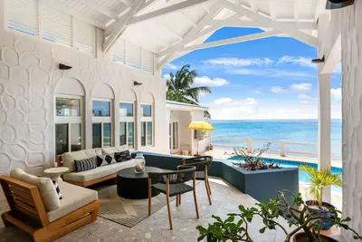 Image de Oceanfront Villa With Private Pool
