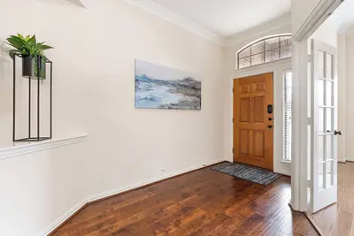 Image de Tch - Spacious 5bd/3ba home in Fairview w/ Office