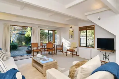 Image de Carlton Villa 3 - Carlton Villa 3: Central location by Hagley Park